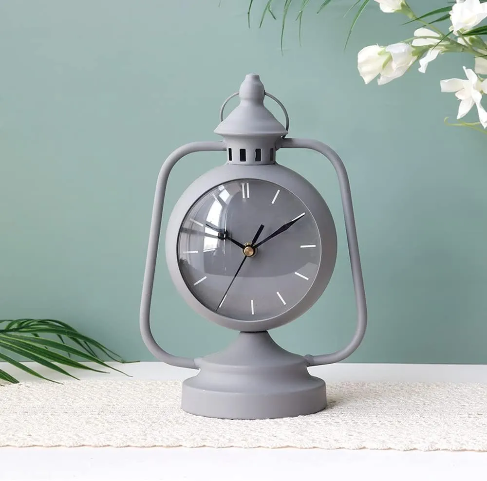 JUXORI Round Clock Battery Operated with Nightlight, Non Ticking Silent Retro Crescendo Small Simply Design Table/Desk Clock for Bedroom Living Room for Kids (Grey)