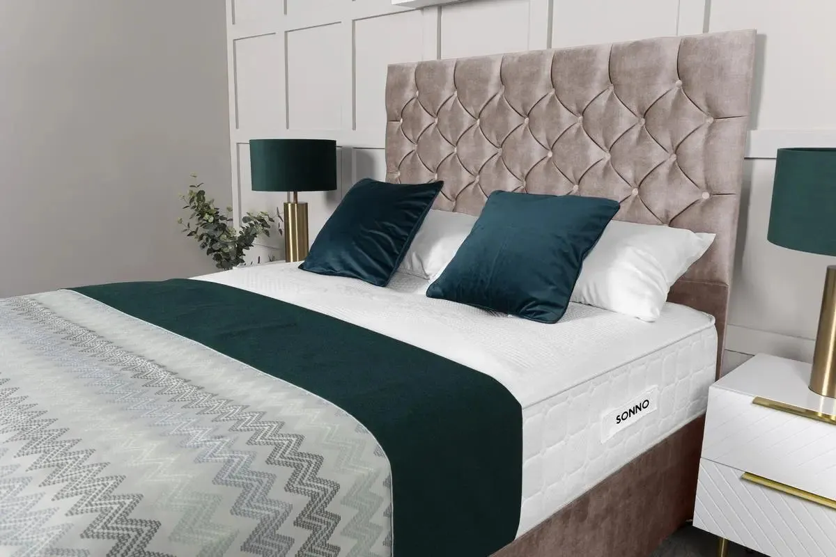 Moscow Ottoman Divan Bed