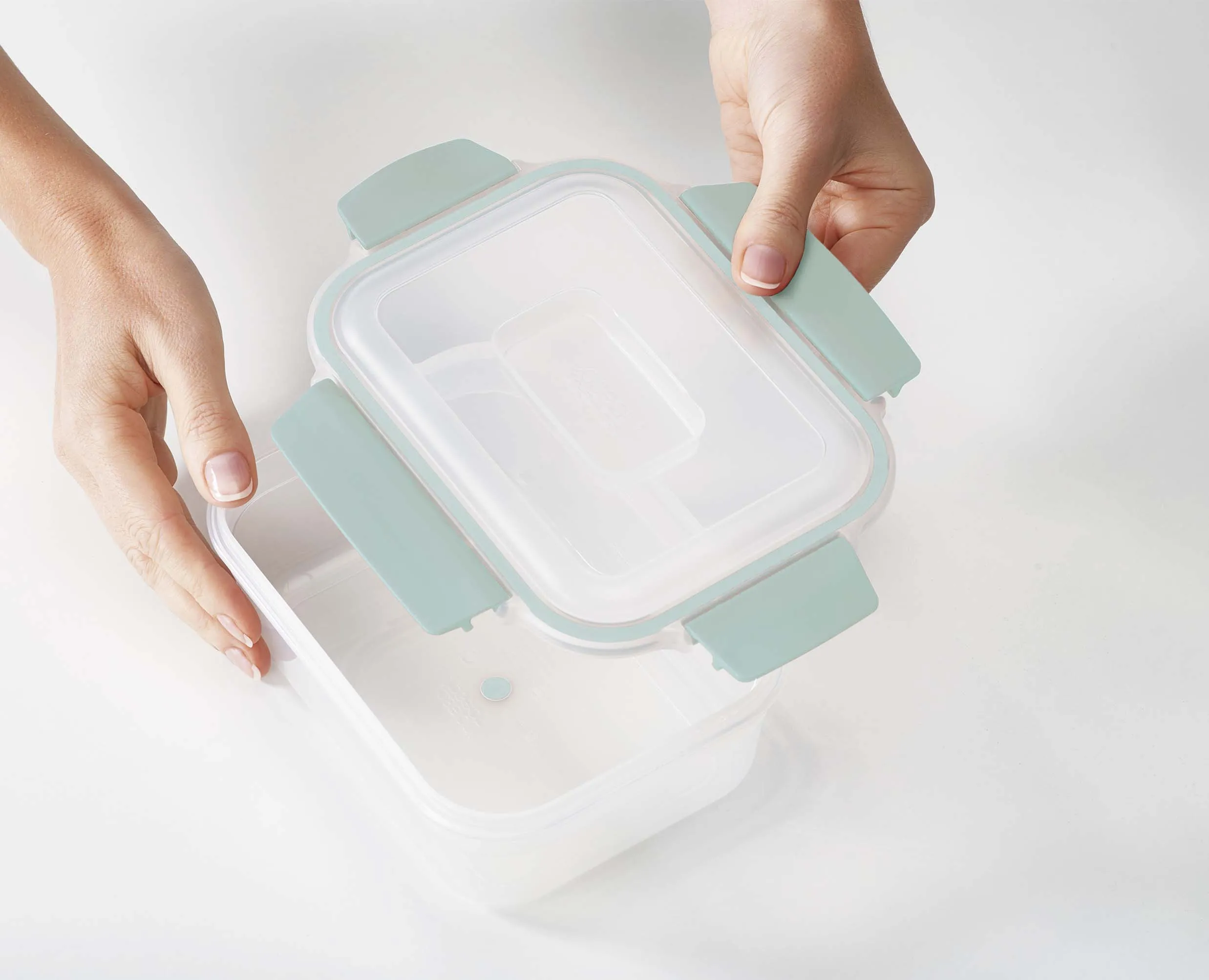 Nest™ Lock 5-piece Green Food Container Set - Editions