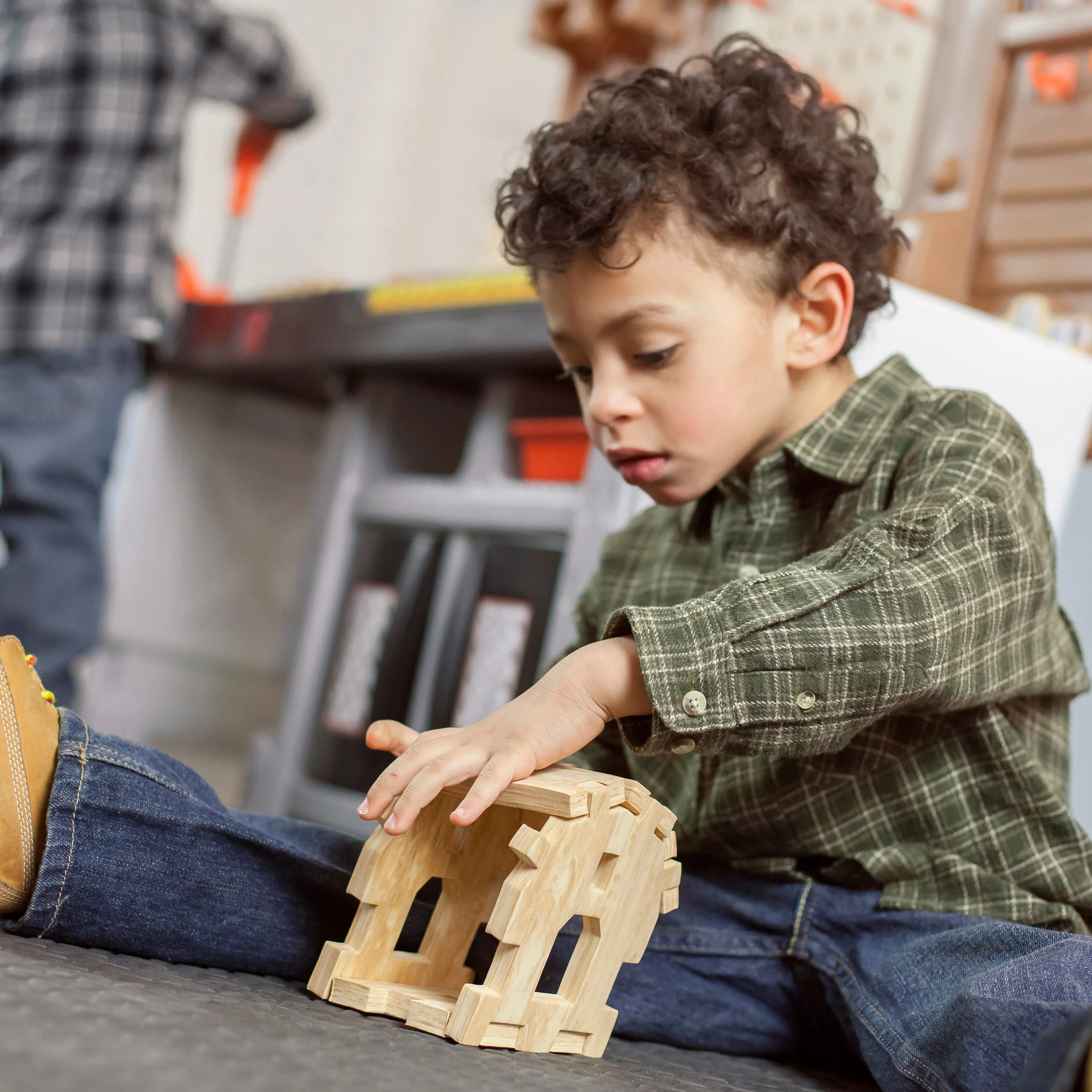 Step2 Pro Play Workshop & Utility Bench