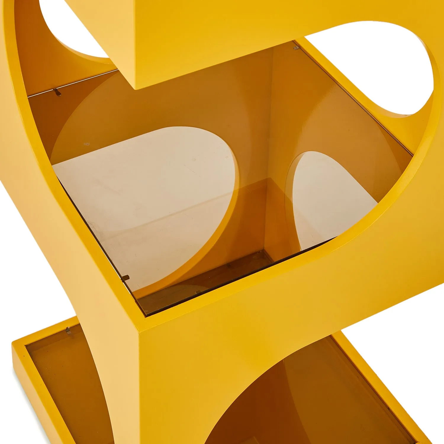 Yellow Dunbar Shelf